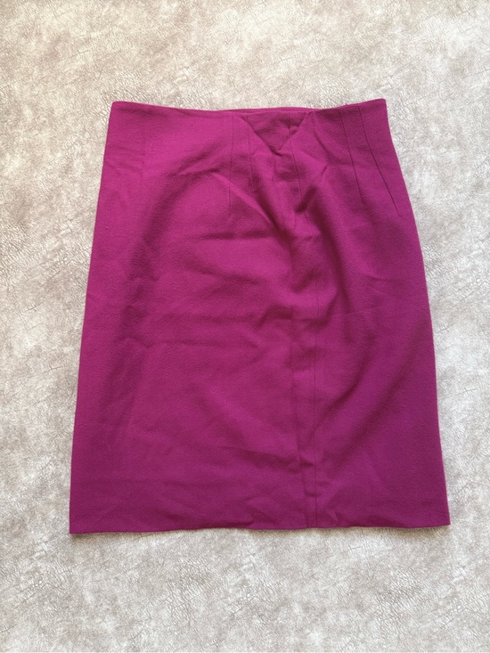 Jones New York Dresses & Skirts - Jones New York 100% Pure Wool Pencil Skirt Size 12 Made in USA